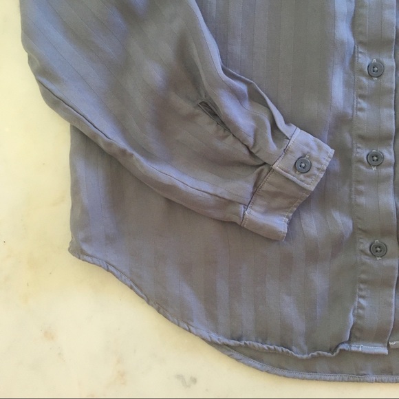 Anthropologie Cloth & Stone Blue Grey Button Down - Picture 9 of 13